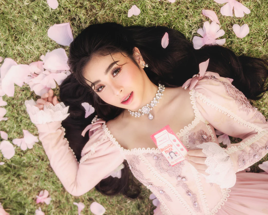 Beauty Milk Strawberries & Cream